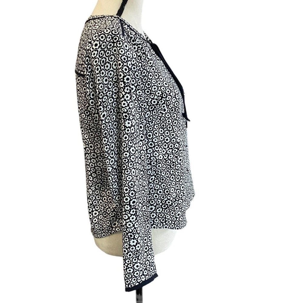 Talbots Petite Womens Sz Mp Black White Floral Tie Neck Button Front Blouse Top - Picture 5 of 10